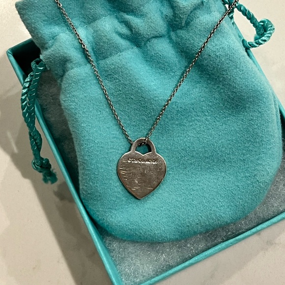 Tiffany & Co Return to Tiffany Necklace - Picture 4 of 4